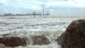 Tormenta Tropical Arthur: Miles de Personas Afectadas en México y EEUU