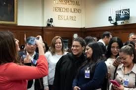 Lenia Batres gana disputa por registro de marca 'Ministra del Pueblo'