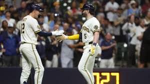 Guardianes vs Cerveceros: Una emocionante noche en el béisbol