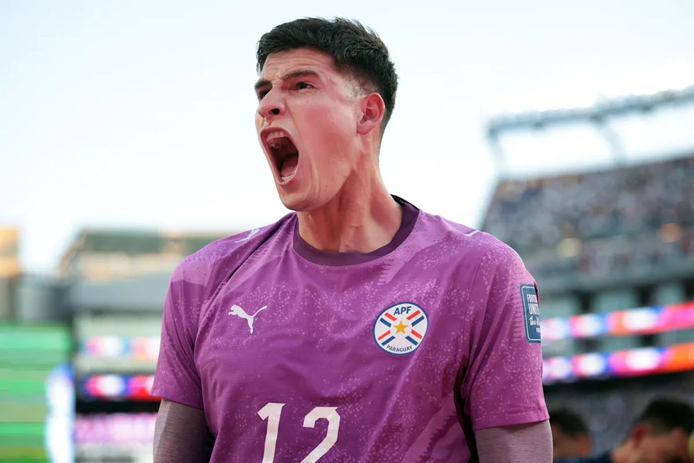 Paraguayan Goalkeeper Orlando Gill’s Jersey Returns to the Field in a Touching 2026 World Cup Story