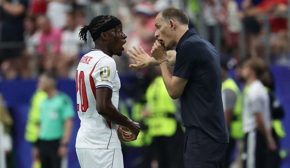 Micah Richards Calls for Madueke Drop Ahead of Mexico Clash